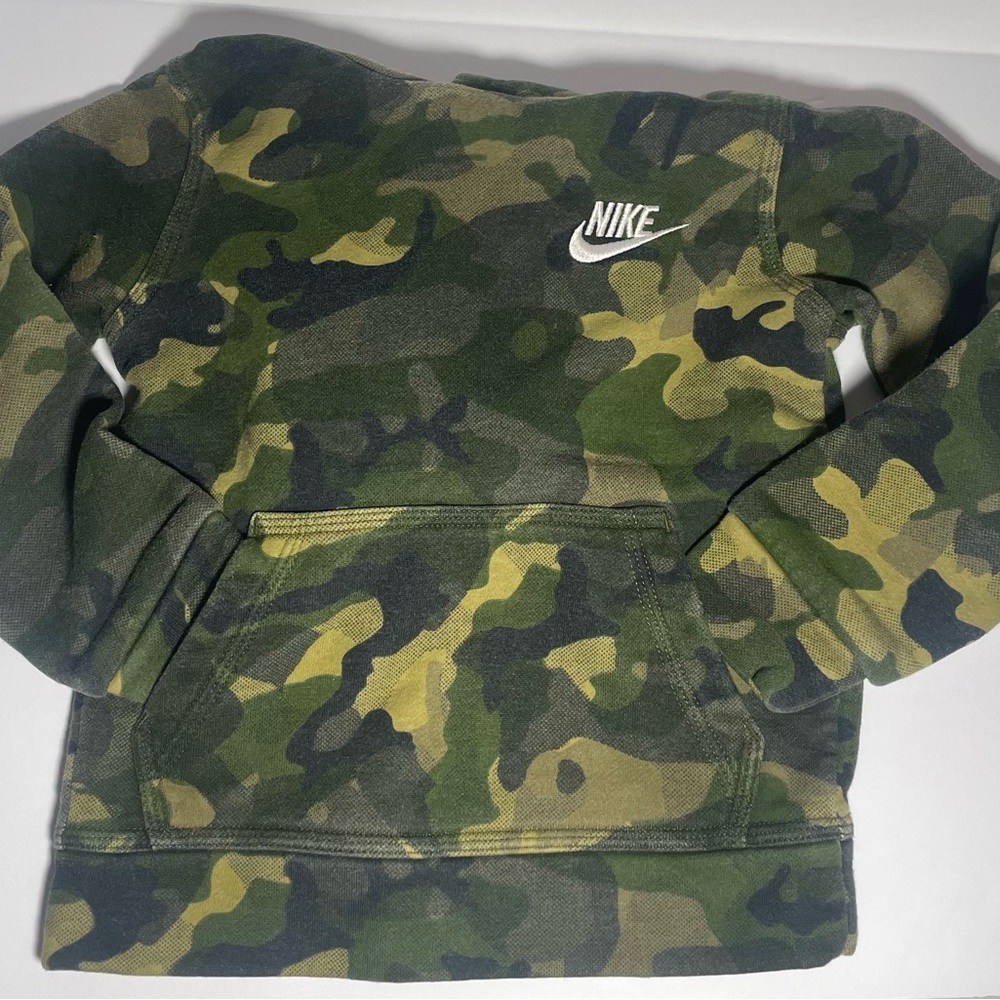 Nike Kids Camo Green Hoodie